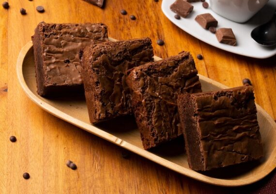 Humble Happiness Hub – free online workshop: learn how to make raw brownies